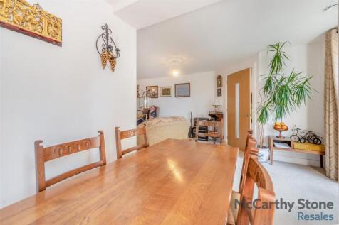 8659648-interior07.jpg