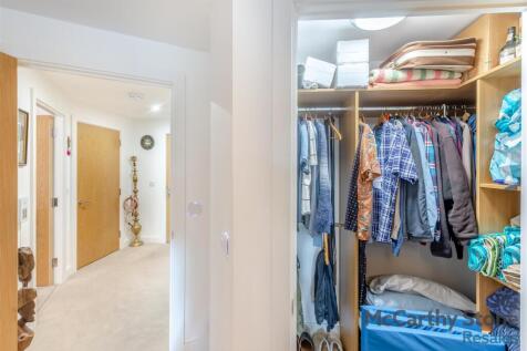 8659648-interior03.jpg