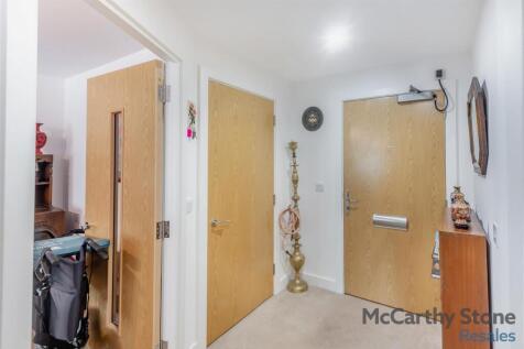 8659648-interior04.jpg