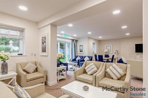 Homeowners Lounge