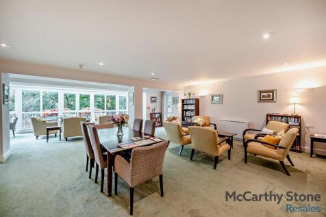 Homeowners Lounge