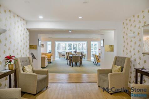 Homeowners Lounge