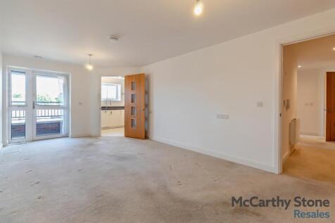 8659102-interior02-800.jpg