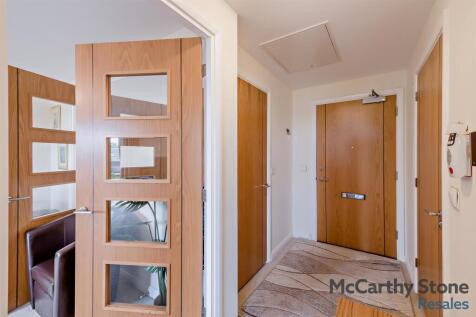 8660268-interior15-800.jpg