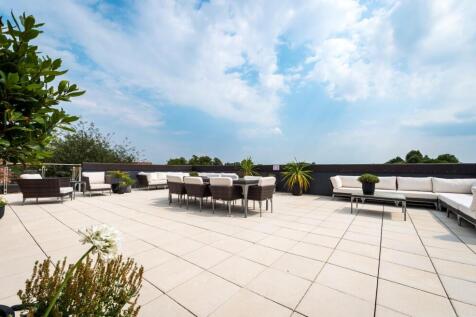 Rooftop Terrace 2.jpg