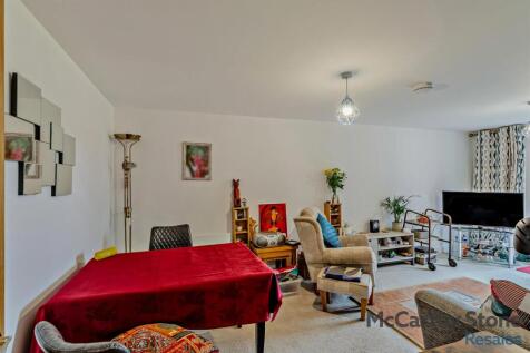 8660042-interior07-800.jpg