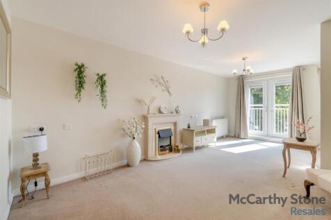 8659426-interior01.jpg