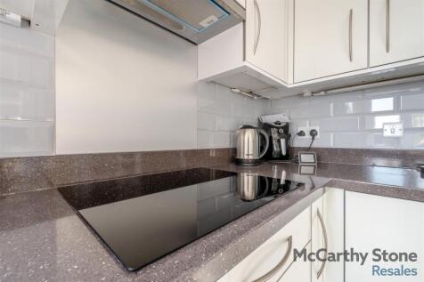 8659426-interior09.jpg