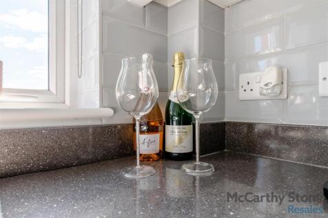 8659426-interior07.jpg