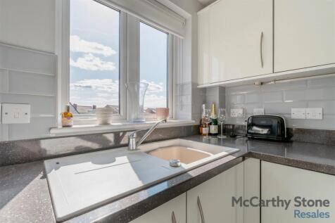 8659426-interior06.jpg