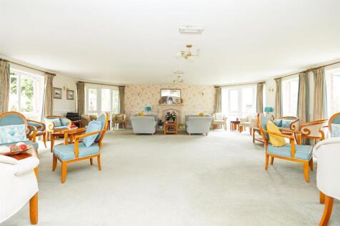 Communal Lounge