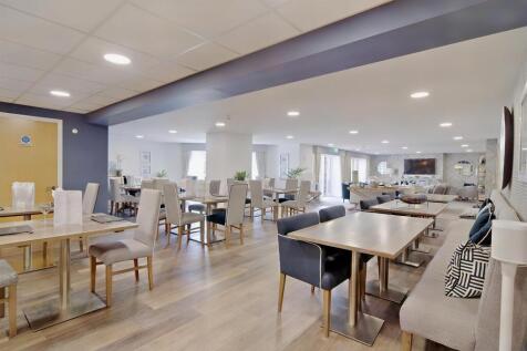 8558776-interior16-800.JPG