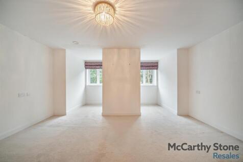 8660408-interior13-800.jpg