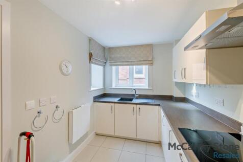 8660111-interior17-800.jpg
