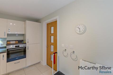 8660111-interior18-800.jpg