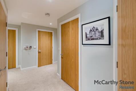 8660111-interior21-800.jpg