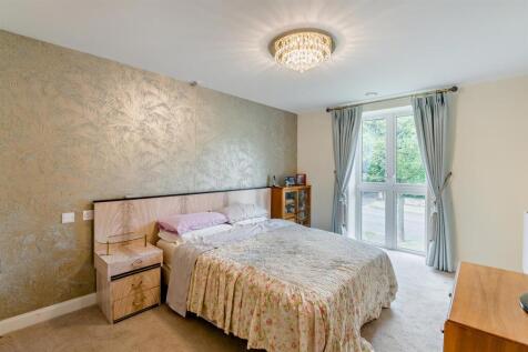 8660111-interior04-V2-800.jpg