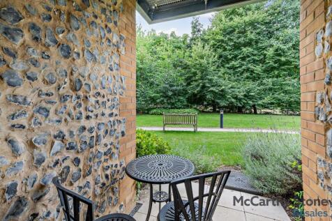 8661147-exterior01-800.jpg
