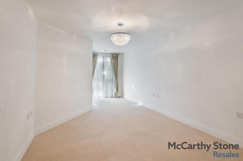 8660410-interior10-800.jpg