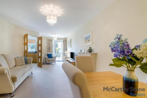 8658031-interior02.jpg