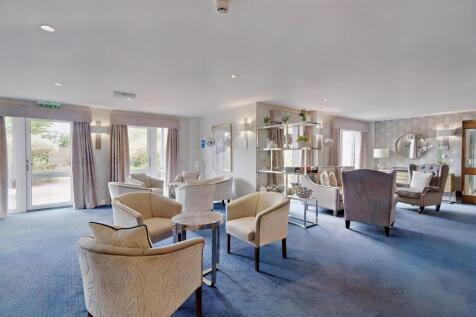 Homeowners Lounge