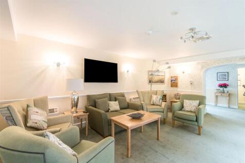 Homeowners Lounge.jpg