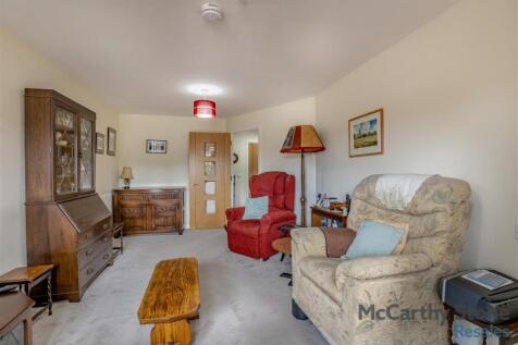 8660595-interior12.jpg