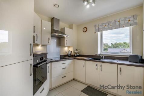 8660595-interior14.jpg