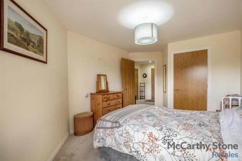 8660595-interior06.jpg