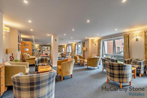 Homeowners Lounge