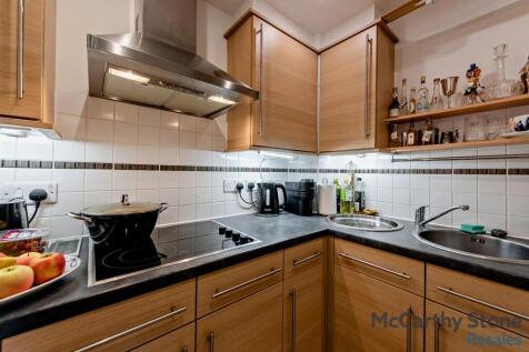 8660879-interior07-800.jpg