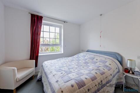 8660879-interior10-800.jpg