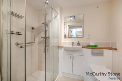 8661101-interior15.jpg