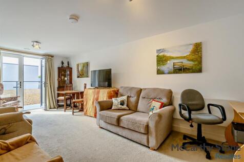 8661247-interior07-800.jpg