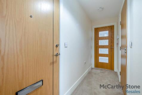 8661785-interior06.jpg