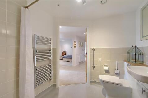 8559132-interior12-800.JPG