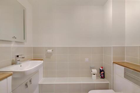 8559132-interior08-800.JPG
