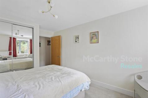 20-69e0CT_MCS_Flat 32 Jenner Court_75 (2)-logo.JPG