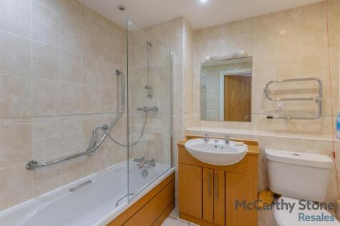 8660891-interior11.jpg