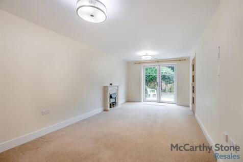 8660478-interior01.jpg
