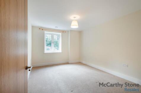 8660478-interior11.jpg