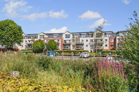 Ellisfields Court