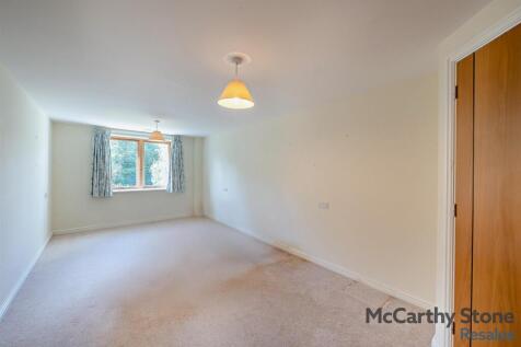 8660929-interior16-v2-800.jpg
