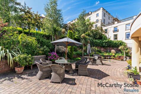 Cartwright Court