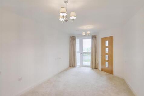 8553606-interior02.JPG