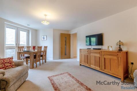 8662178-interior07.jpg