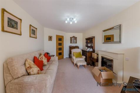 8660407-interior07.jpg