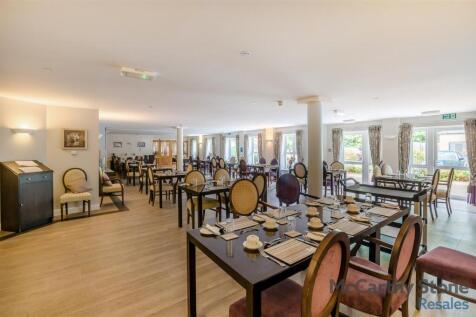 8660407-interior20.jpg