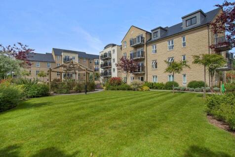 Thackrah Court and Gardens.jpg