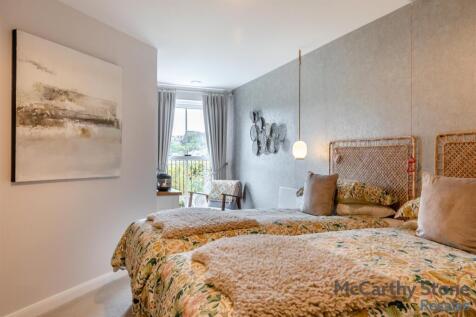 8664291-interior03.jpg